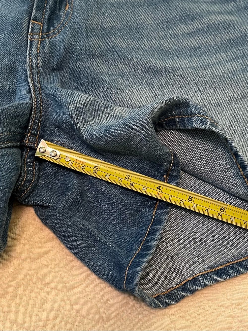 NWT Old Navy Women’s Mid-Rise Baggy A-Line 5” Inseam Blue Jean Shorts (size 10) - Picture 7 of 7